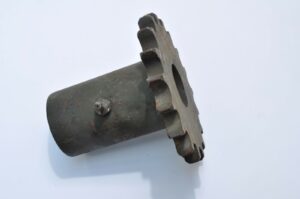 Diamond-T-969-G509-Holmes-Wrecker-TRM-sprocket-idler-on-idler-shaft-ERH3795-201887191478-2