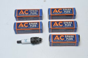 Chevrolet-G506-Spark-plug-set-of-6-AC-G085-A311992-202249930369-2